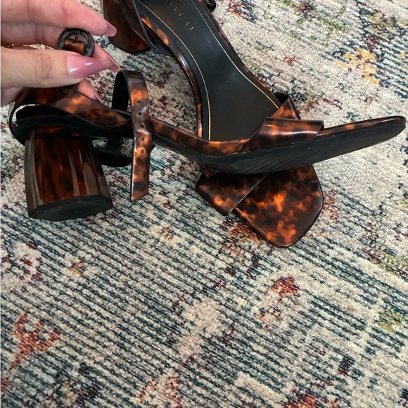 Zara Tortoiseshell-Pattern Square Toe Sandals - Brown/Black - Picture 2 of 2